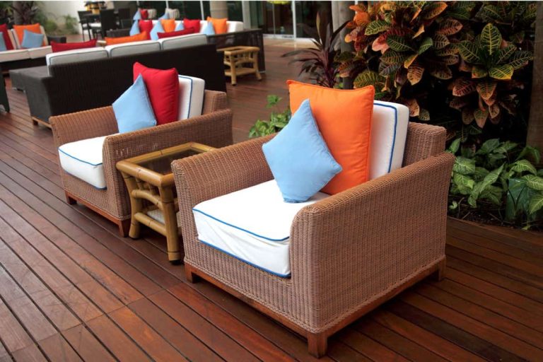mezclar muebles de distintos colores