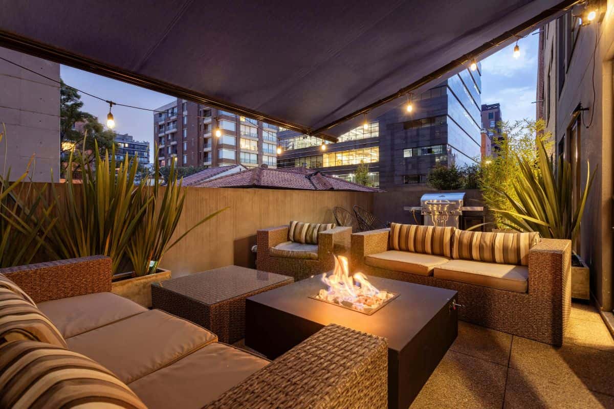 como decorar patios exteriores
